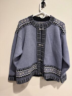 vintage Norwegian wool cardigan sweater